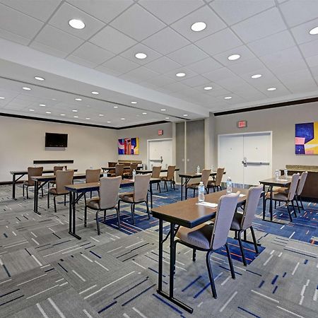 Hampton Inn Фармингтон Экстерьер фото
