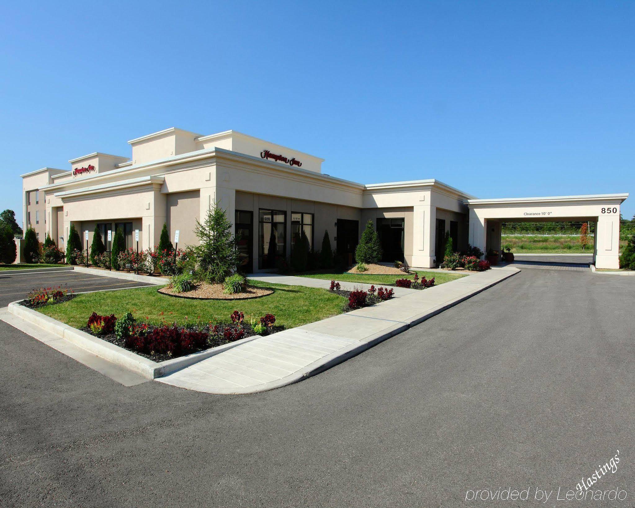 Hampton Inn Фармингтон Экстерьер фото
