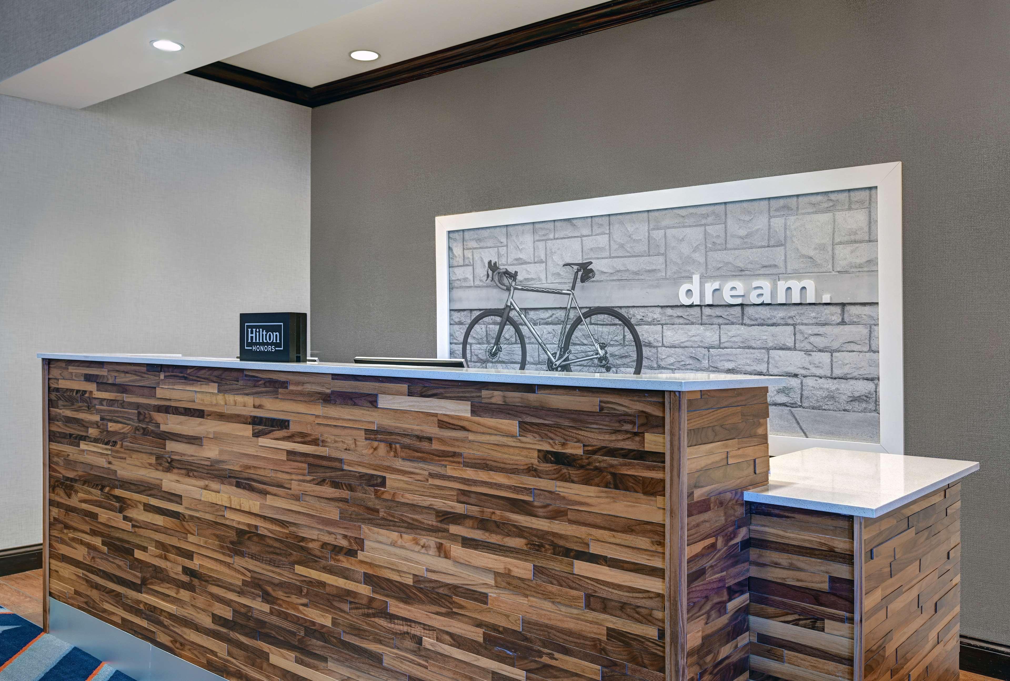 Hampton Inn Фармингтон Экстерьер фото