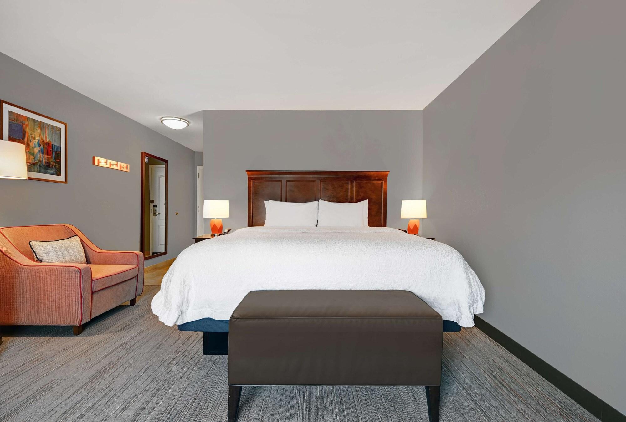 Hampton Inn Фармингтон Экстерьер фото