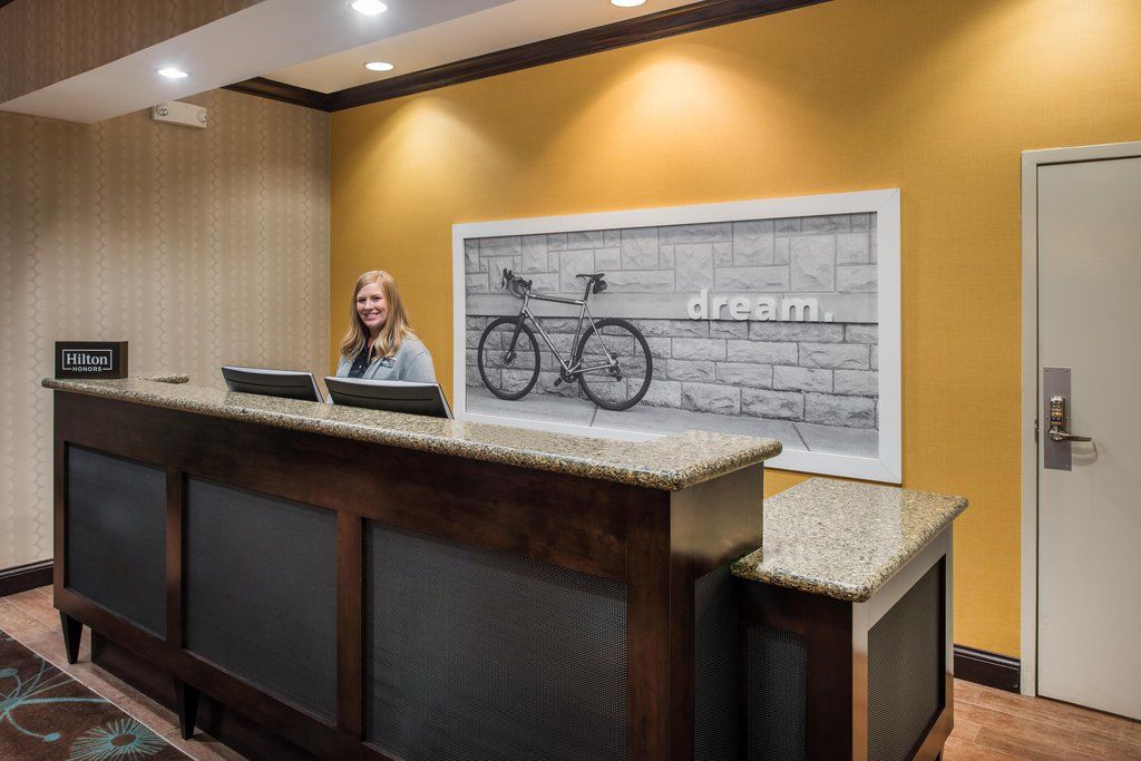 Hampton Inn Фармингтон Экстерьер фото